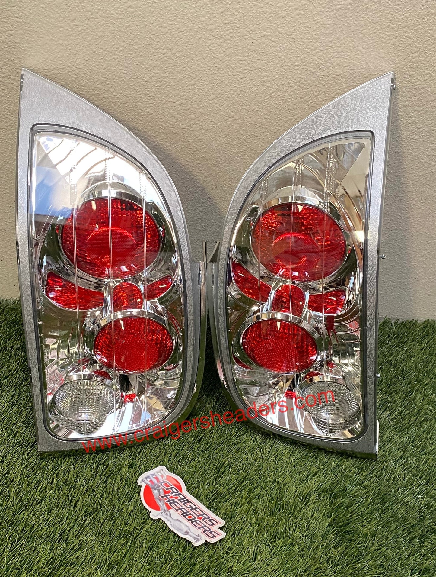 Yangson Design Generation 3 Altezza Tail Lights- PN: FMUST96A - Mustang 1996 - 1998