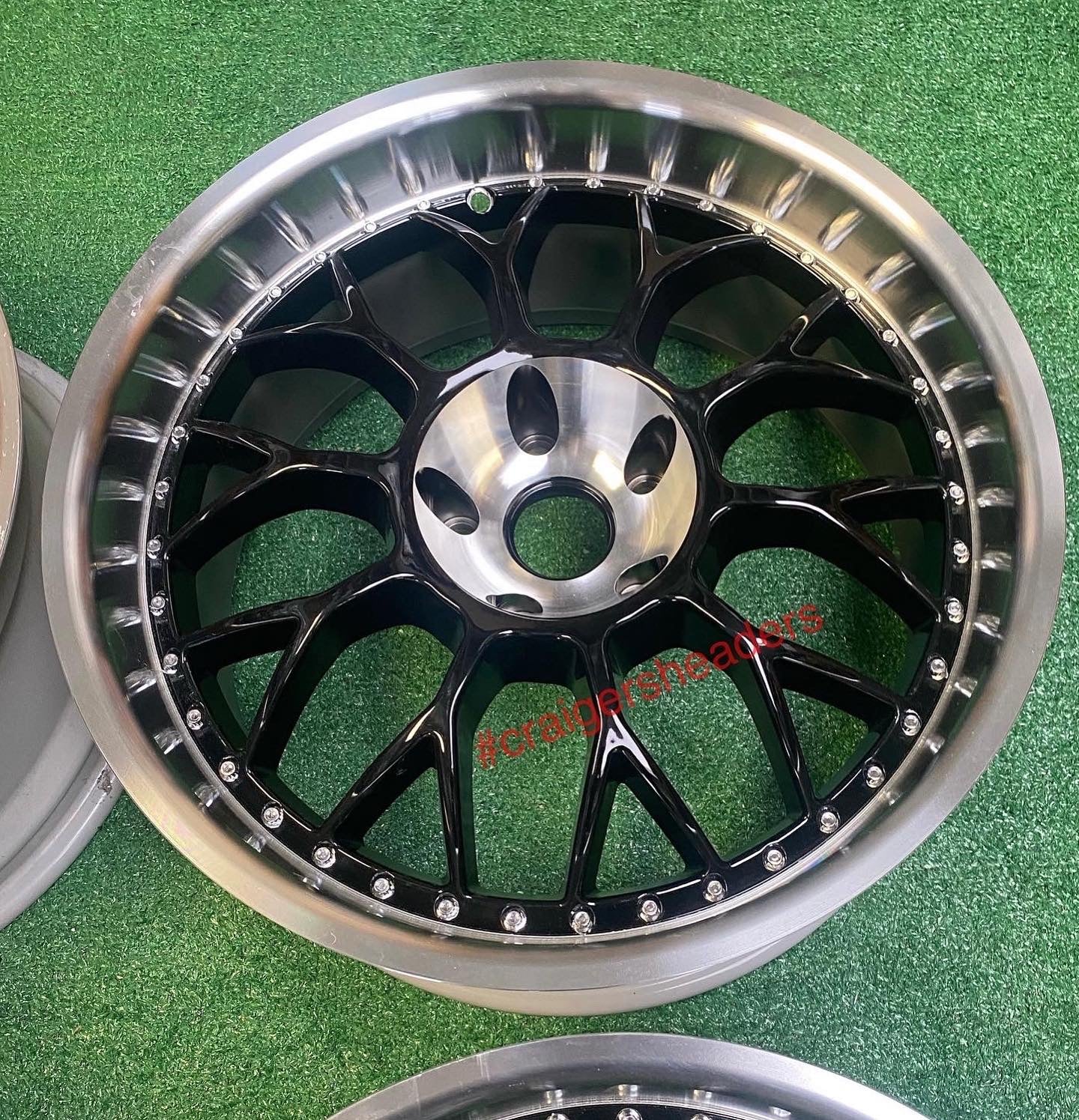 Stern ST-8 Hyper Mesh II wheelset - 5x100 - 19x8.5"