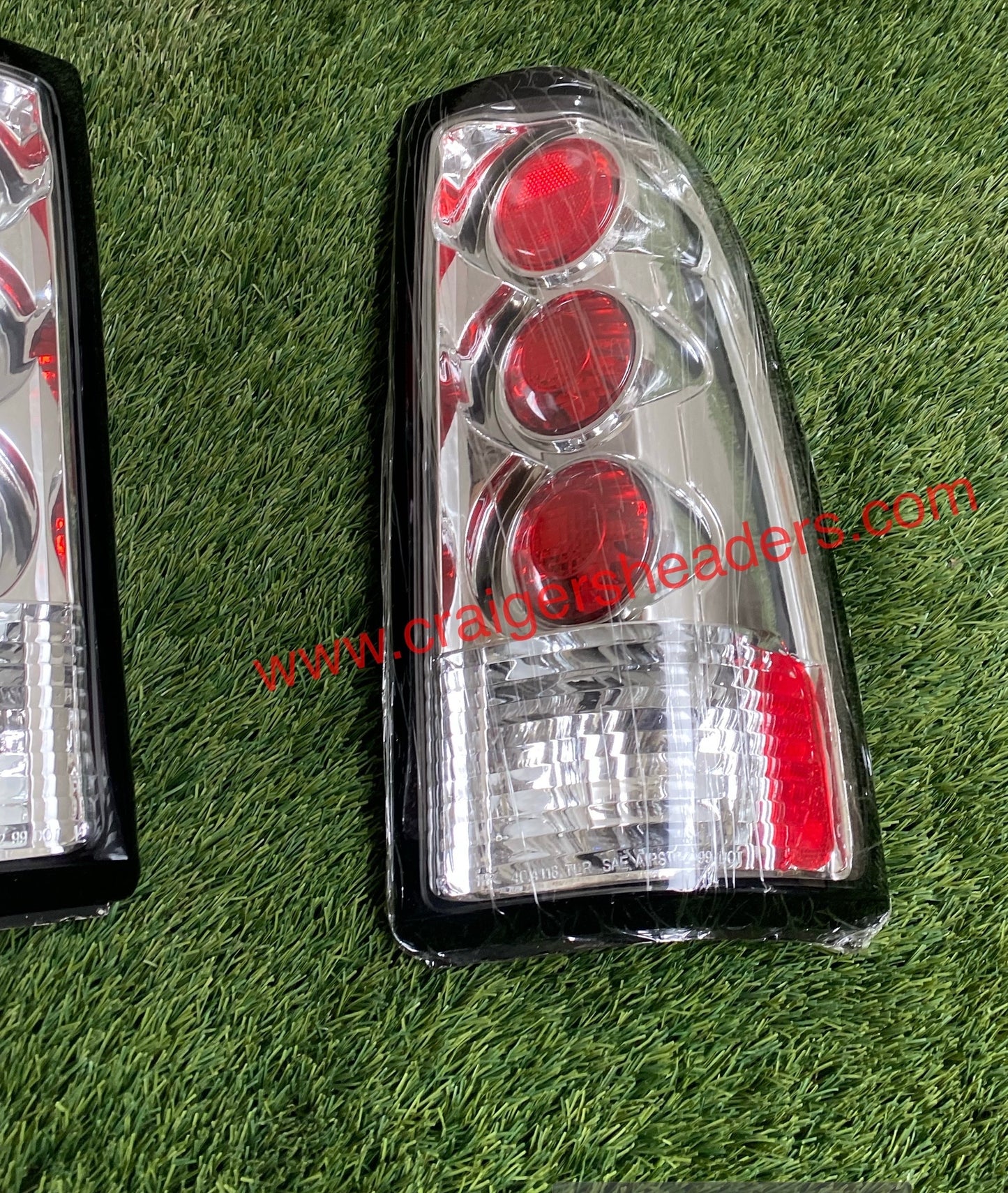 Matrix Altezza Red Eye Tail Lens - PN: 09-297 - 1999 - 2001 Chevy GMC PIck Up.
