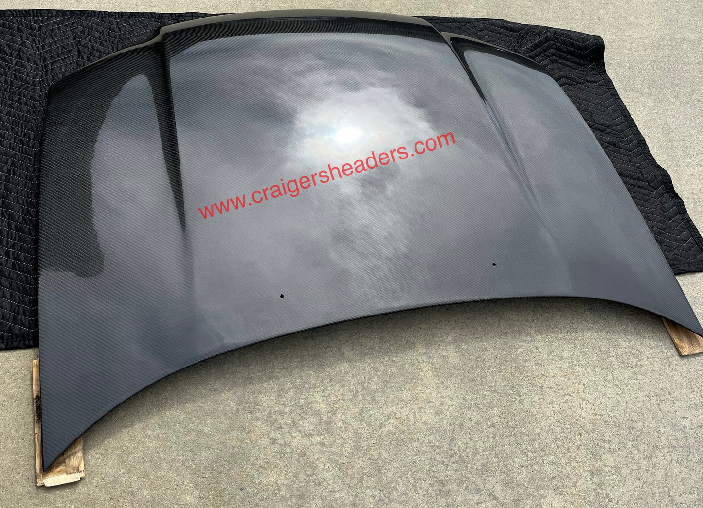 Seibon 2004-2005 Subaru WRX/STi RS style carbon fiber hood