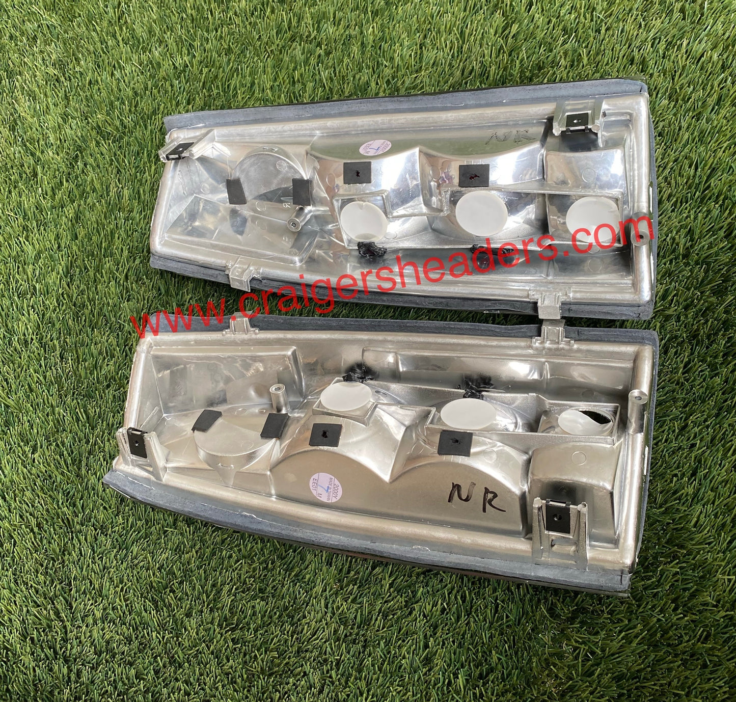 Matrix Red Eye Tail Light Light Assemblies 09-268 - 88-98 Chevy Pickup Sil/Yuk/Tah/GMC.