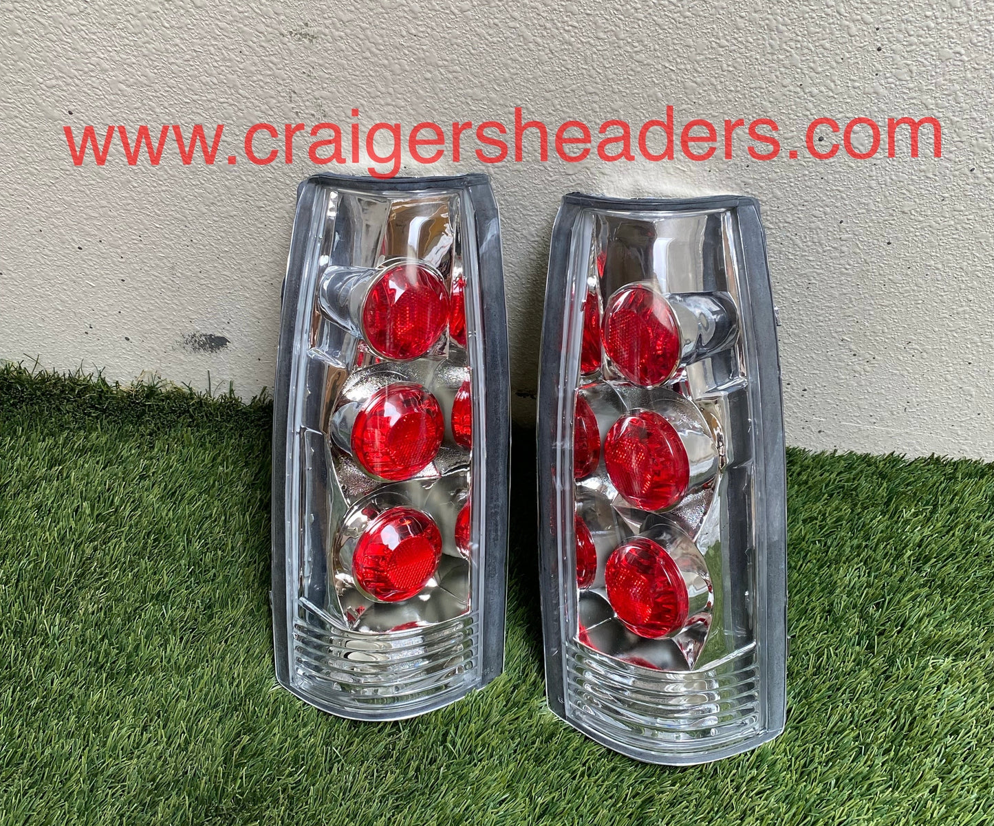 Matrix Red Eye Tail Light Light Assemblies 09-268 - 88-98 Chevy Pickup Sil/Yuk/Tah/GMC.