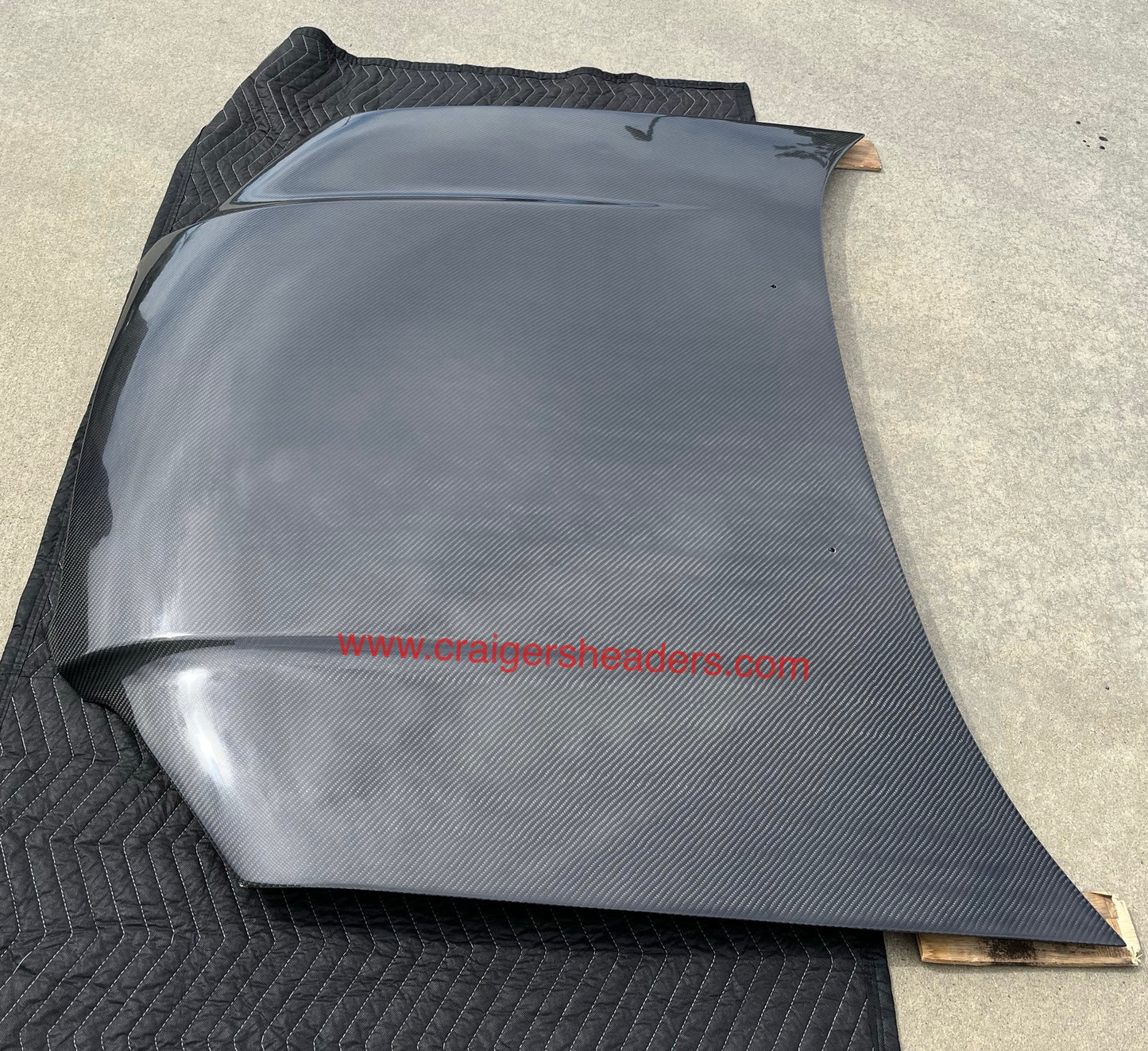 Seibon 2004-2005 Subaru WRX/STi RS style carbon fiber hood