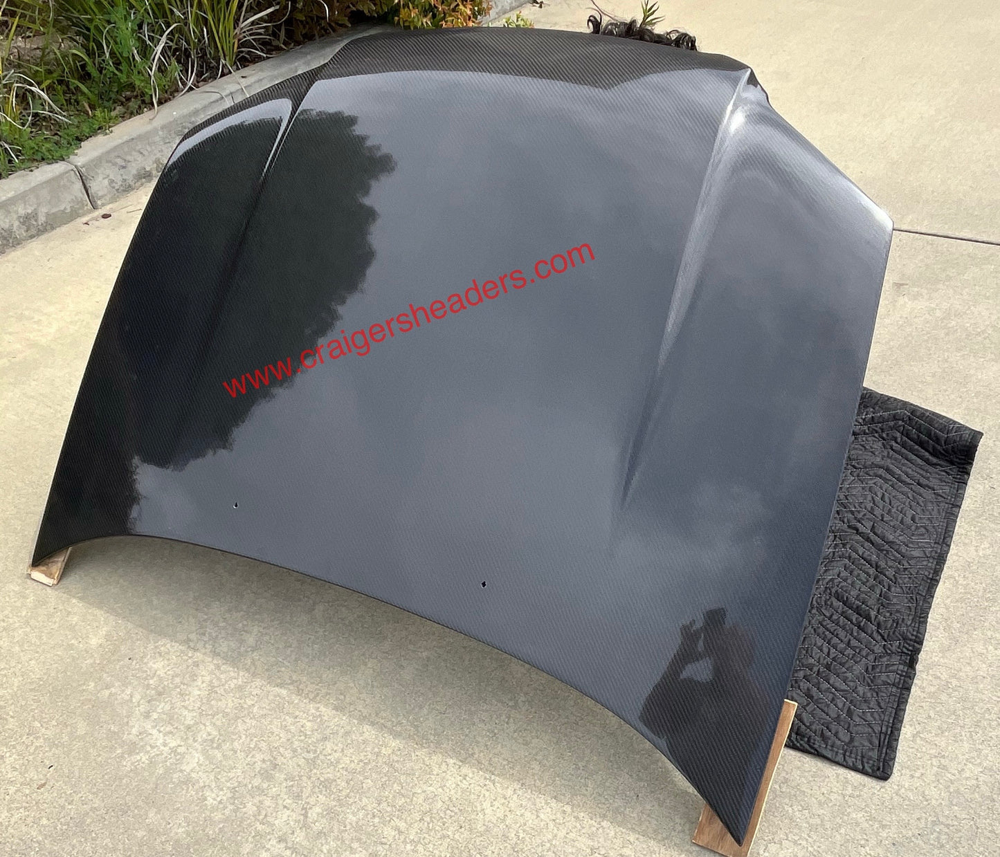 Seibon 2004-2005 Subaru WRX/STi RS style carbon fiber hood