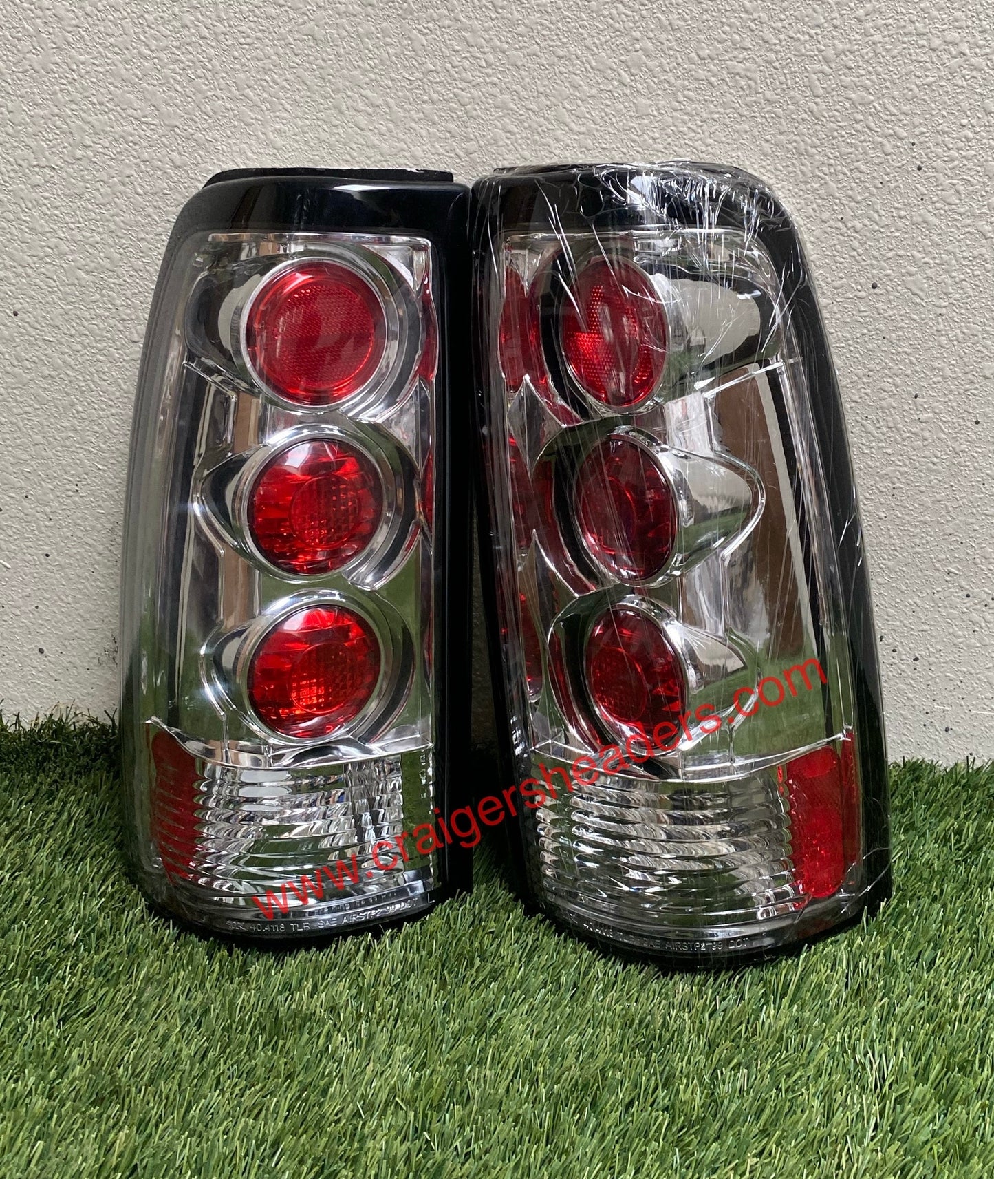 Matrix Altezza Red Eye Tail Lens - PN: 09-297 - 1999 - 2001 Chevy GMC PIck Up.